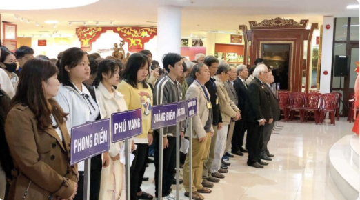 Lễ Vinh Danh – Khen Thưởng Con Cháu Nội Ngoại Họ Hồ Thừa Thiên Huế
